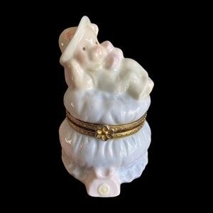 Vintage Hinged Porcelain Trinket Box Bear Wearing Hat Blue 4" tall with Flowers